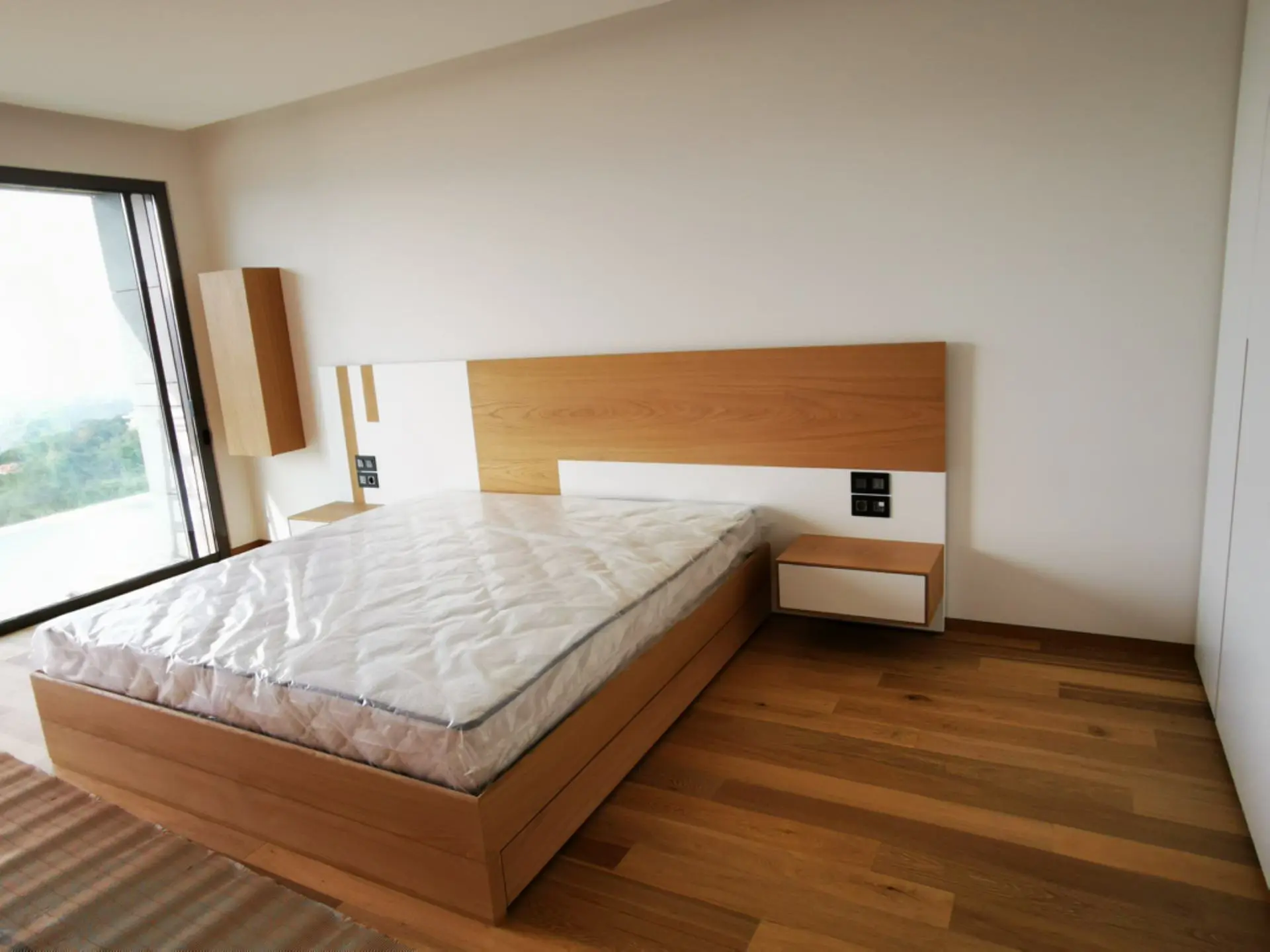 sws villa by EH wood work